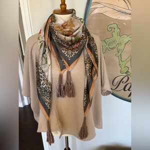 Oatmeal color pullover mock turtleneck